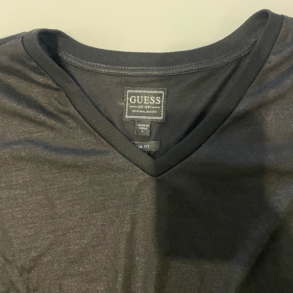 Black Guess Short Sleeve mens shirt - Picture 3 of 4